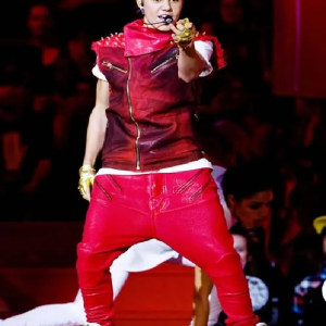 Justin Drew Bieber Red Spikes Real Leather Vest
