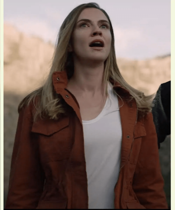 Sara Canning Superhost 2021 Claire Cotton Jacket